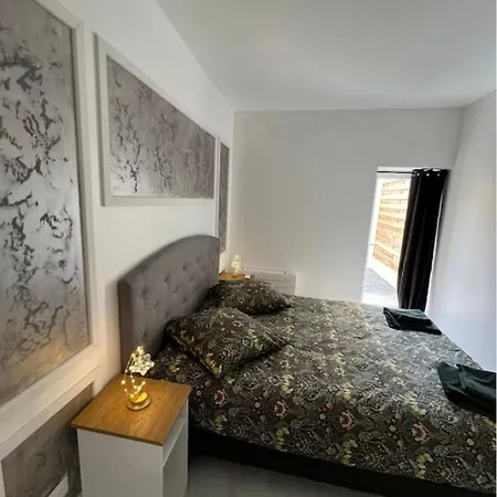 Il Punto Апартаменты Авранш